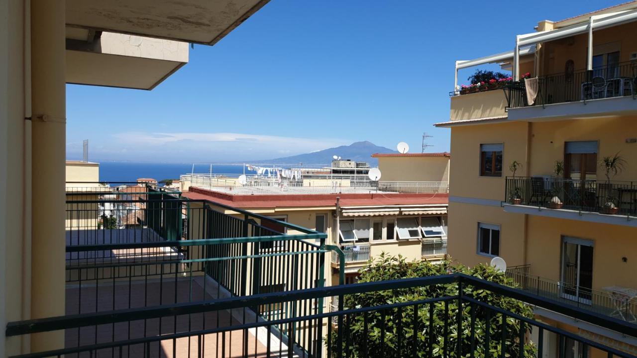 Grimaldi Guest Apartment Sorrento Exterior foto